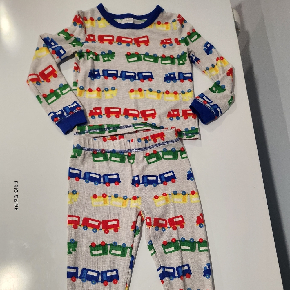 Rainbow Train pajamas Size 4